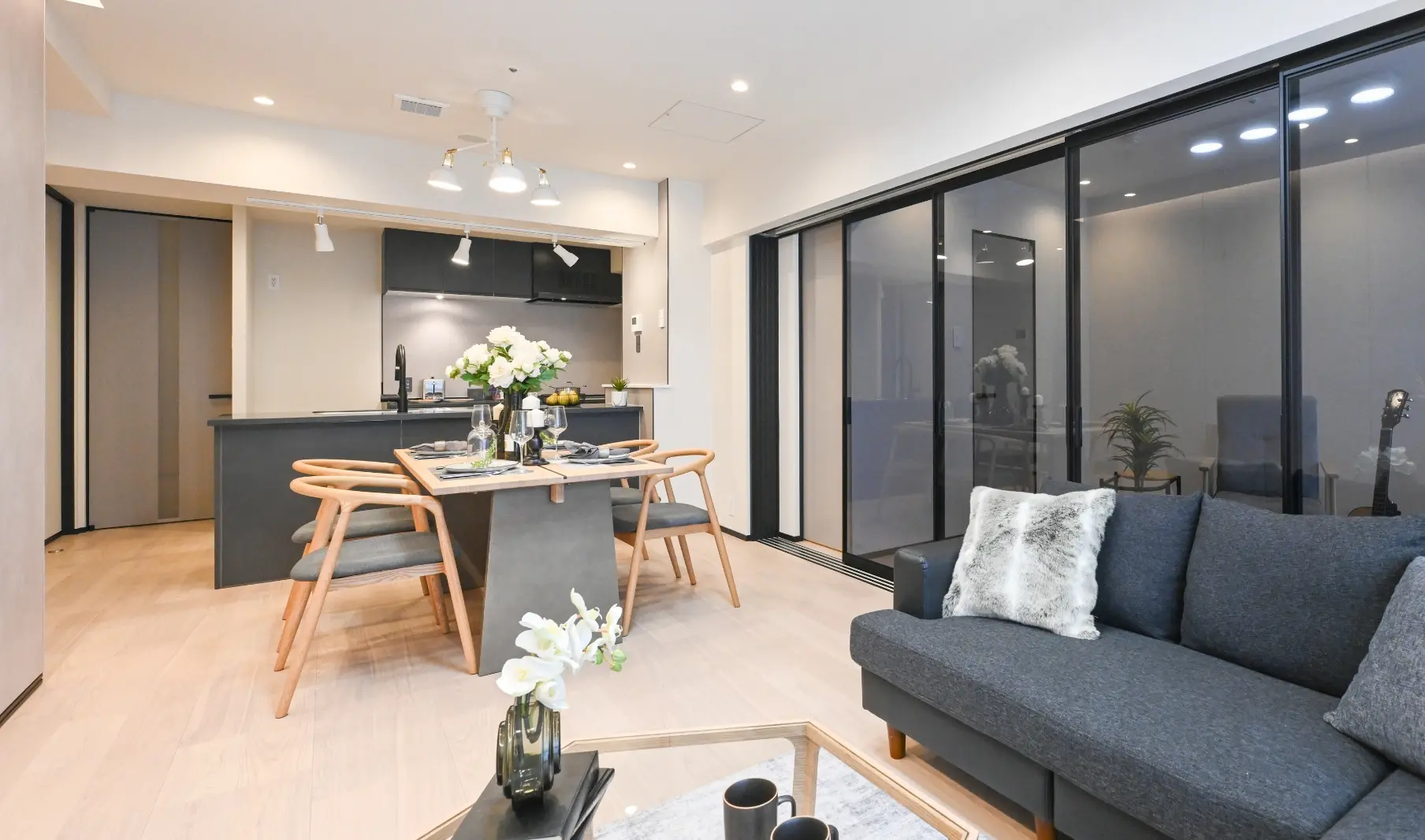 区分マンション保有戸数No.1* 写真